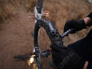 Lezyne гума лост POWER XL безкамерен black